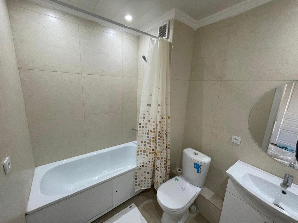 Apartment In Almaty Exterior photo